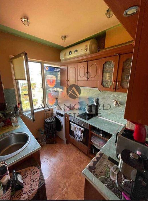 Продава се Тристаен апартамент в Пловдив, Изгрев - 72 кв.м за 1216 €/кв.м - Снимка #1