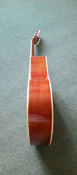 Gitara classik. Razmeri 40.