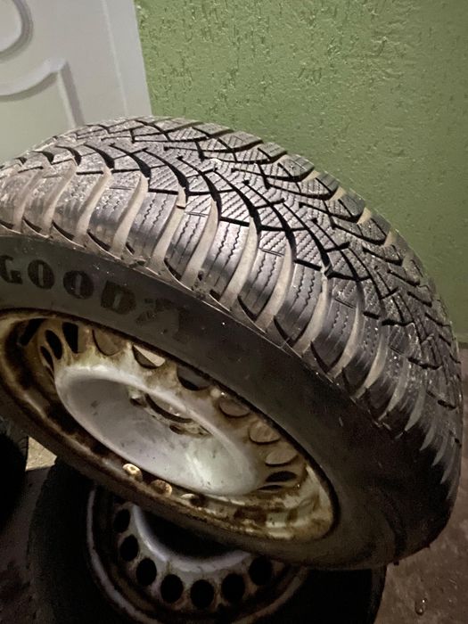 Anvelope M+S 205 60 16