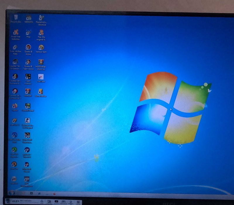 Calculator retro - perfect pentru jocuri vechi (gt620, 4 GB RAM, win7)