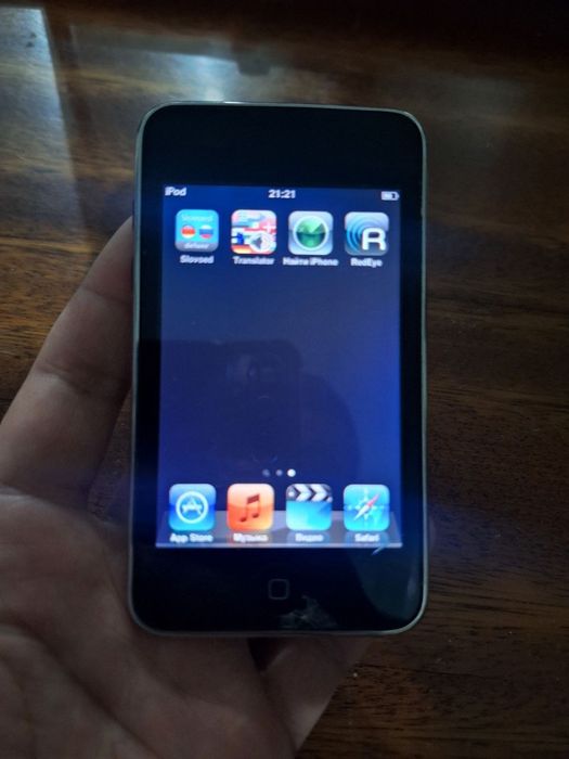 Apple ipod 2 gen 8GB