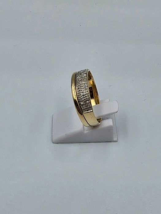 Inel din Aur 18K cu design modern