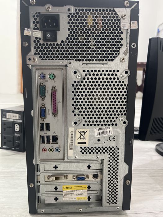 Продается компьютерный комплект