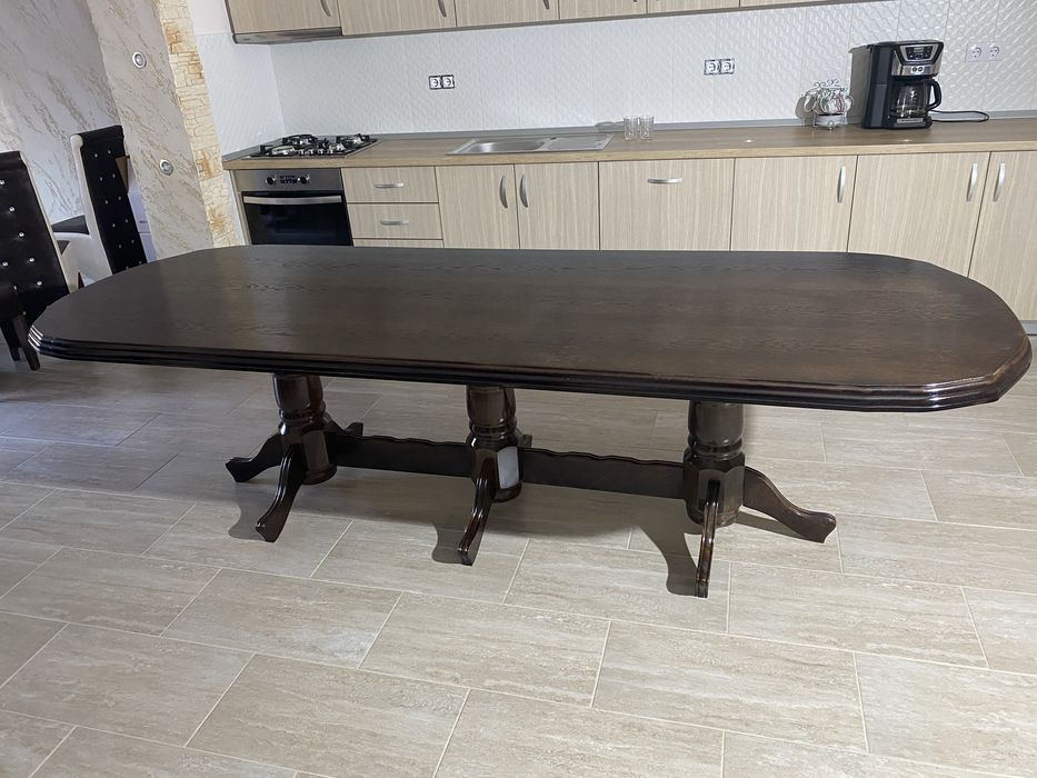 Set Masa 12 persoane lemn masiv