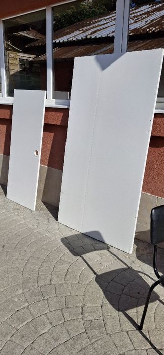 легло Икея ,налично е,и матрак е включен в цената,