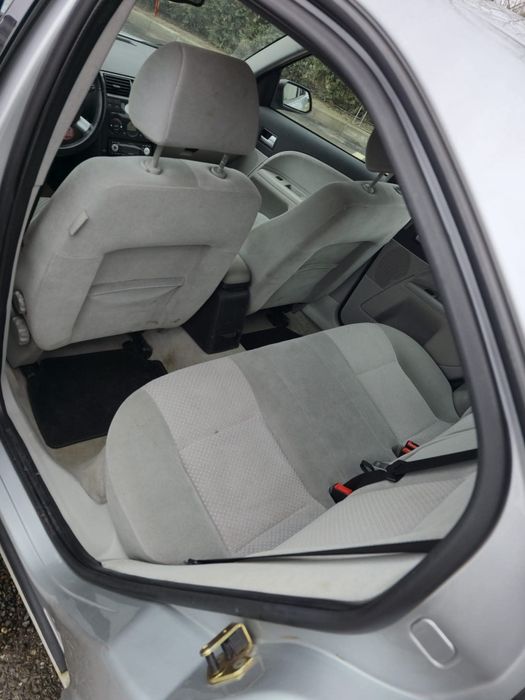 FORD Mondeo 2001 — imagine 3