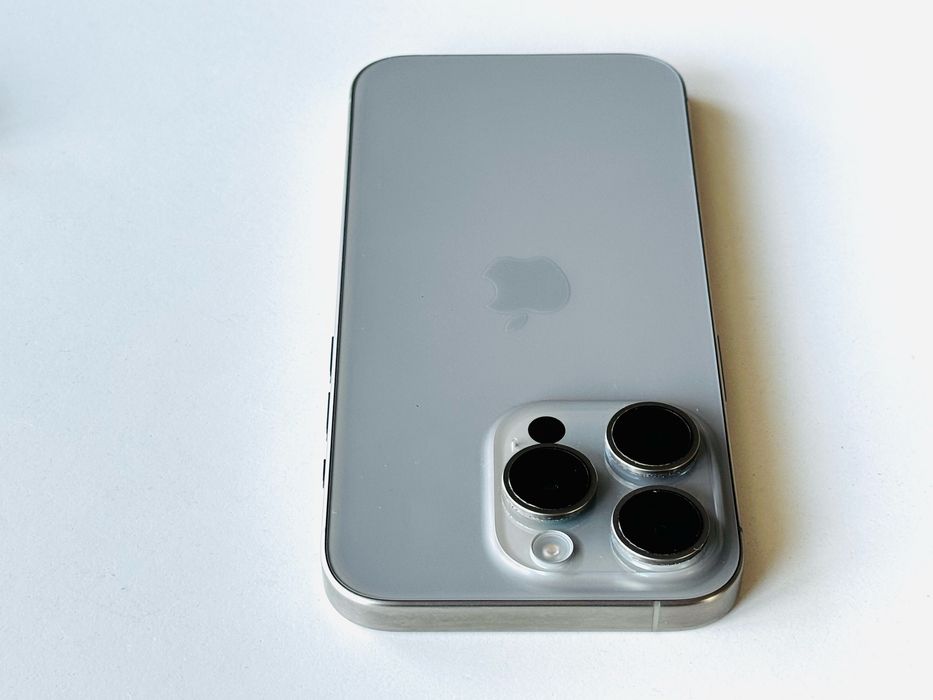 Iphone 15 Pro 128GB Natural Titanium 98% Батерия! Гаранция 6 месеца