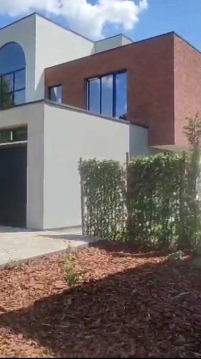 Vilă modernă Balotești-Proiect Premium cu piscină la GRI