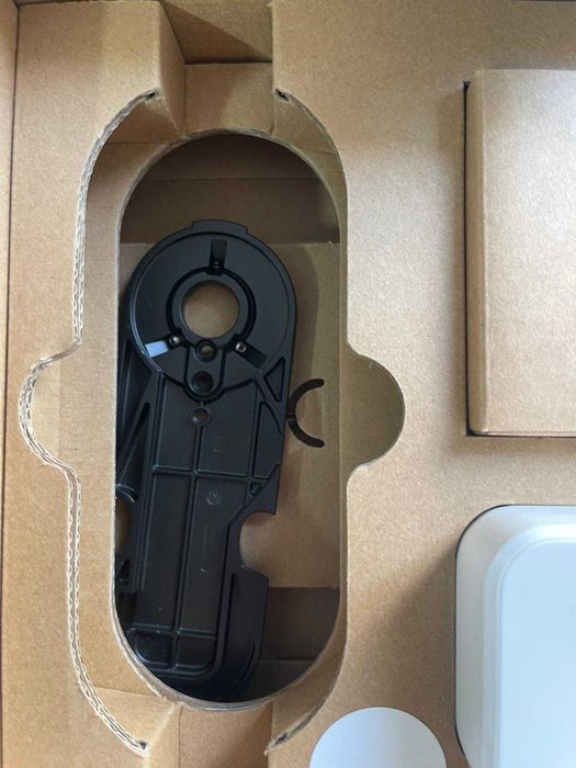 Bosch Smart Home, Yale Linus® Smart Lock, încuietoare cu punte WiFi, compatibilă cu Amazon Alexa, Apple HomeKit și Google Home