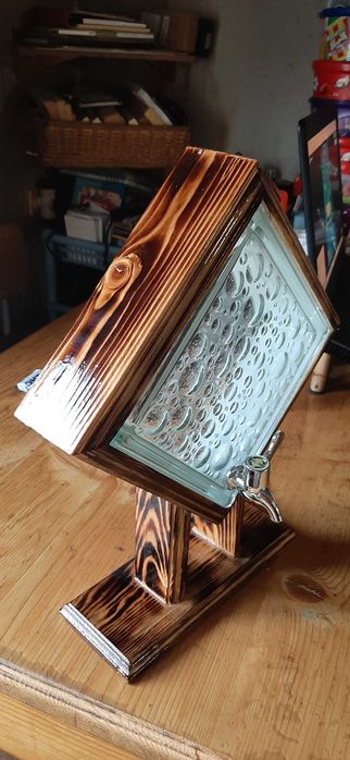 Диспенсър за алкохол