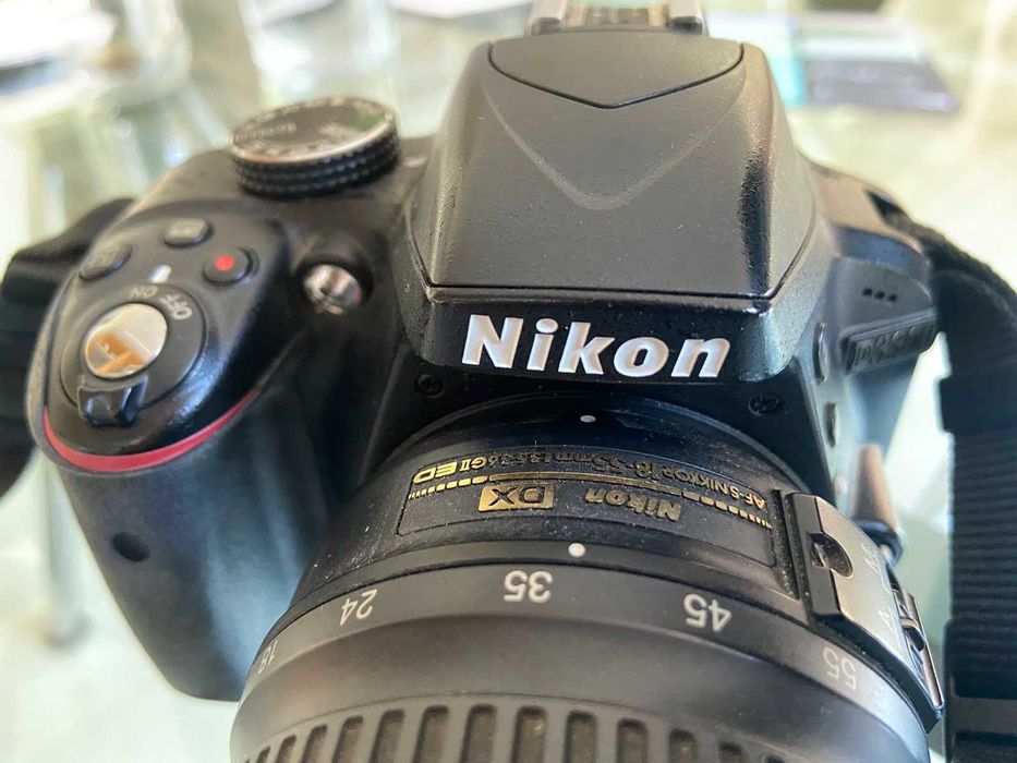 фотоапарат Nikon D3300 + обектив Nikon AF-P 18-55mm VR