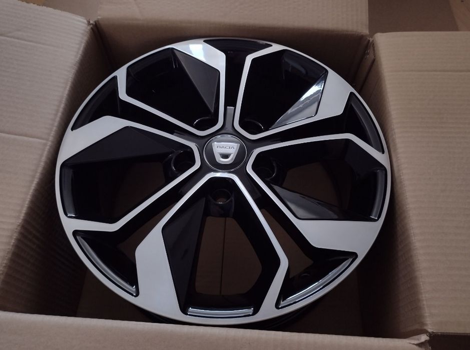 Jante 16 Dacia Duster pe R16 cu 5 x 114.3 R16