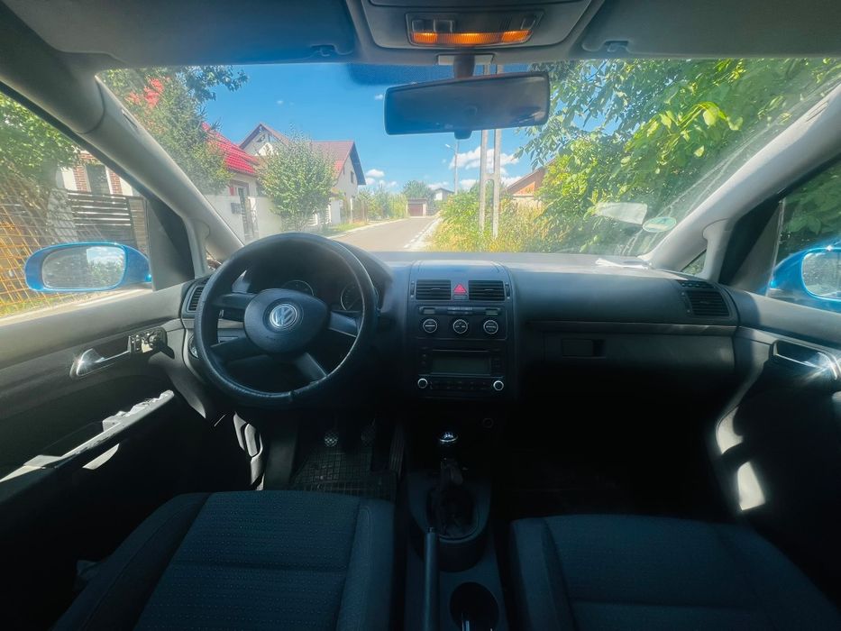 Volkswagen Touran 2006 | 2.0 TDI (136 CP) | 7 Locuri | Climatronic