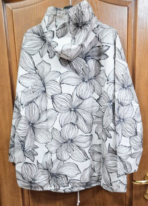 Cardigan damă cu glugă, overside