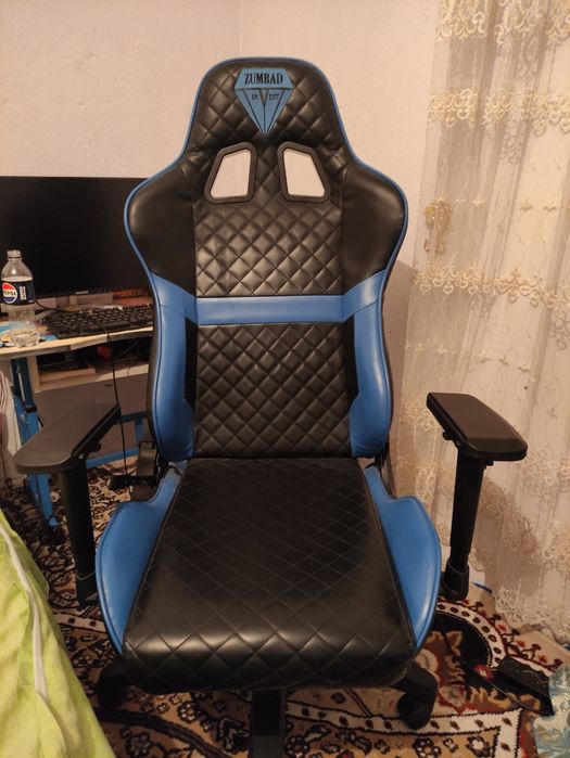 Kompiyuter uchun / Gamerlar stol. O'yin kreslosi