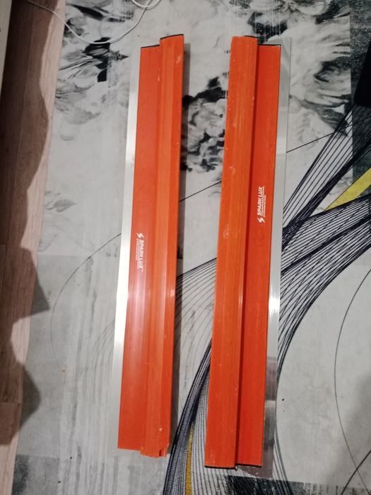 Продам шпатель 2шт. Новый.