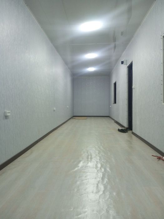 Yangi konteyner domik