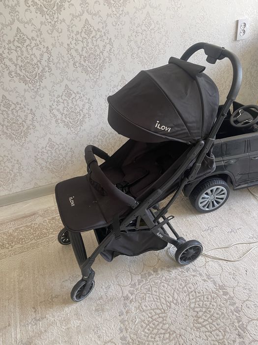 Продам каляску срочно