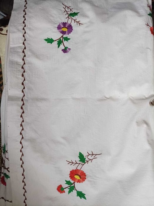 Ръчно тъкан килим, одеяла, покривки