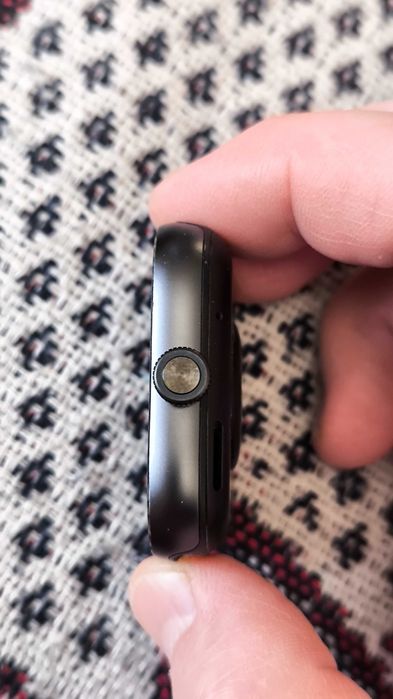 Смарт часы Redmi Watch 4 нерабочие