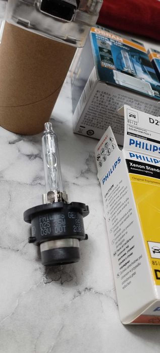 Becuri xenon D1S D2S OSRAM Cool Blue Philips XenStart 
Made in Germany