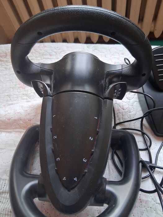 Волан и педали за компютър Super Drive