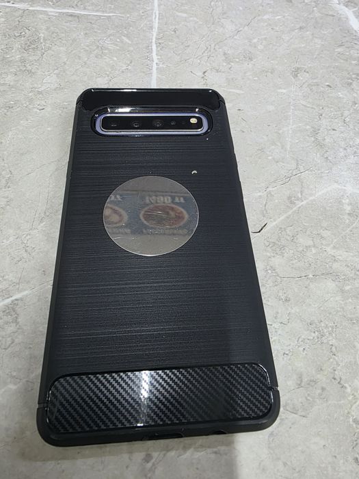 Продам смартфон самсунг С10 5ж