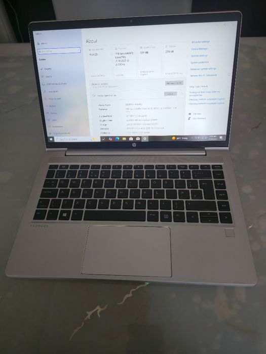 Laptop HP 640 G8, i5-1135G7, ram 16gb