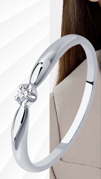 Кольцо белое золото