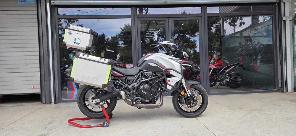 HobbyMoto vinde Benelli TRK 702