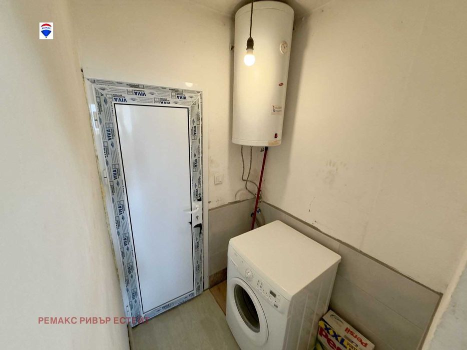 Продава се Тристаен апартамент в Русе, Чародейка - Север - 104 кв.м за 865 €/кв.м - Снимка #8