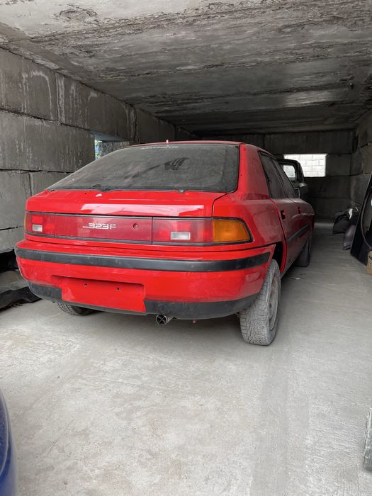 Продам Mazda 323 f bg