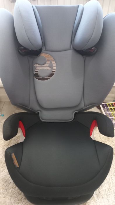 Cybex pallas cu husa de vara 
Scaunul arata