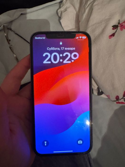 Iphone 12про 256гб 77ёмкость