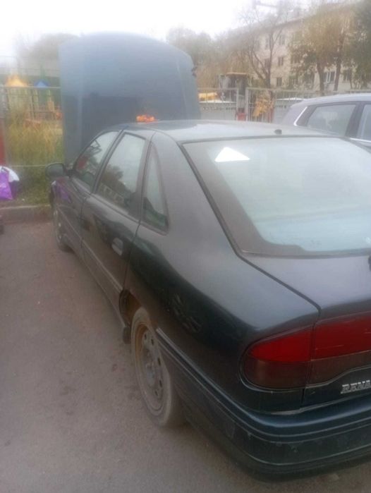 Renault Safrane  1993 года