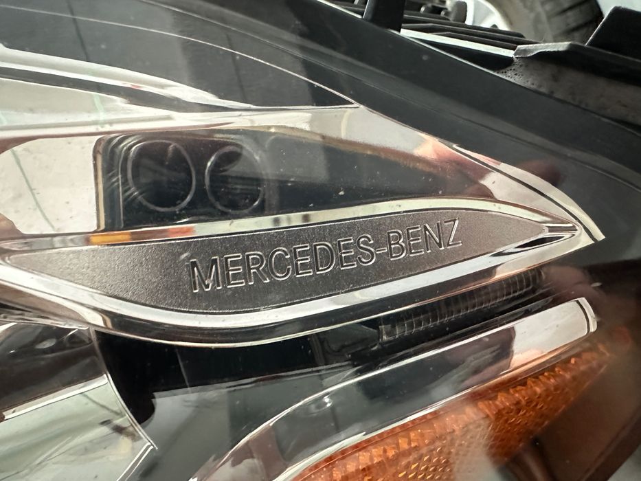 Фар Оригинален Ляв Mercedes Benz GLC x253