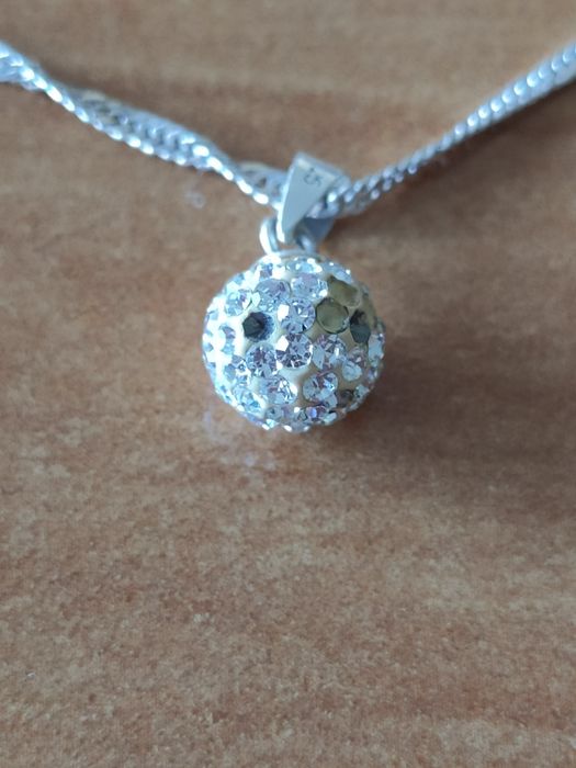 Сребърни колиета и сребърна гривна