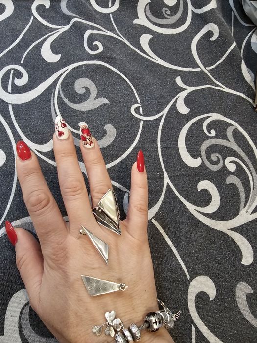 Дизайнерски сребърни комплекти