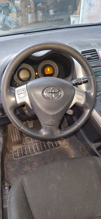 Тойота Аурис  Toyota Auris  2008г. 2.200куб. 177кс.  D-KAT  ДИЗЕЛ НА ЧАСТИ