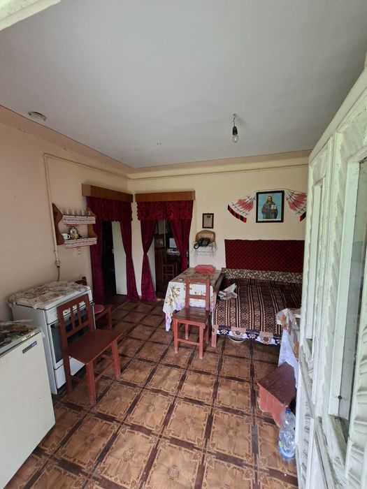 Casa de vânzare e
