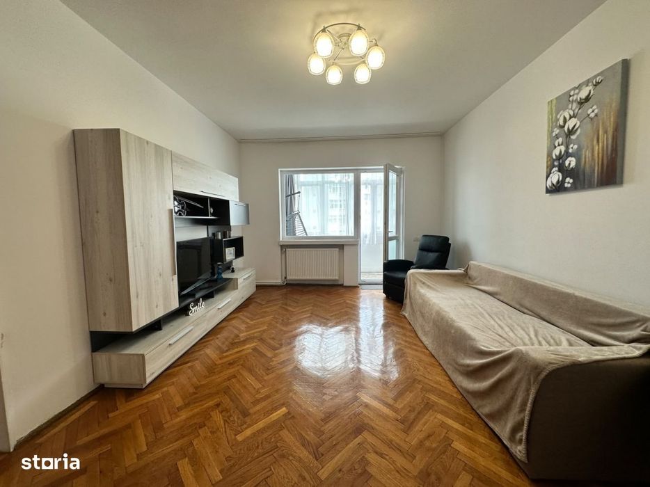 DEOSEBIT! 2 camere - 65 mp | Tavane inalte 2,80 m | Centrala | Boxa |
