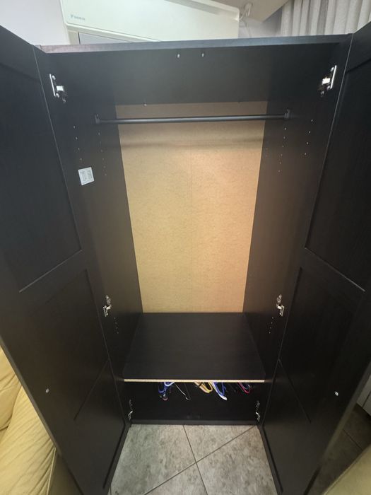 Dulap IKEA RAKKESTAD 2 uși, Negru-Maro – Spațios, Modern, Impecabil