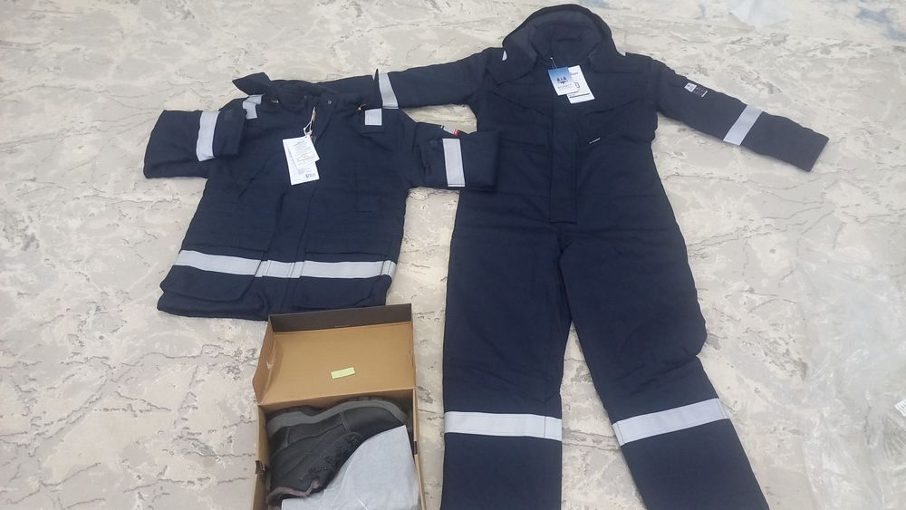 Комбез.куртка.ботинка