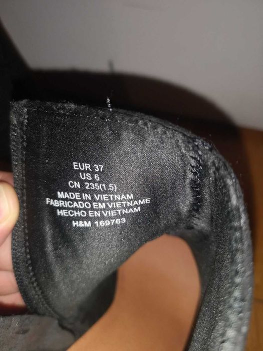 Дамски боти с цип