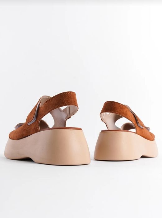 Велурени сандали Riccon