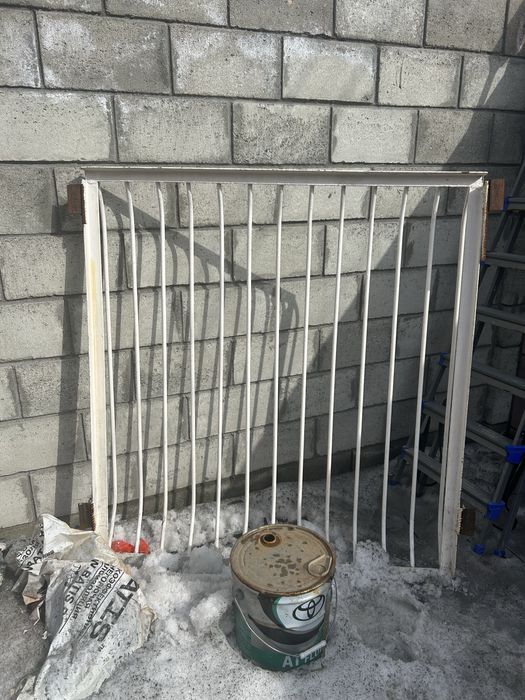 Продам решетку на окна