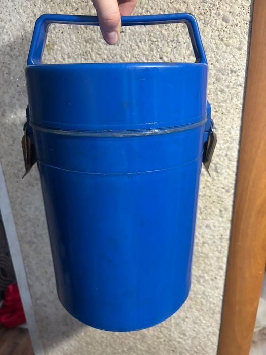 Продам термос для еды