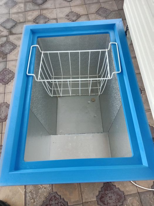 Морозильник продается