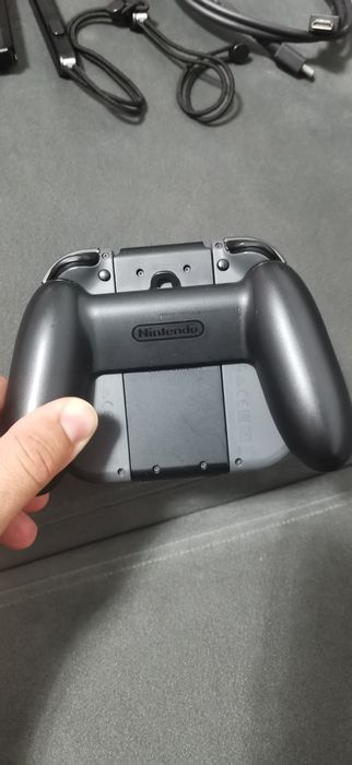 Vând consola Nintendo swich utilizat