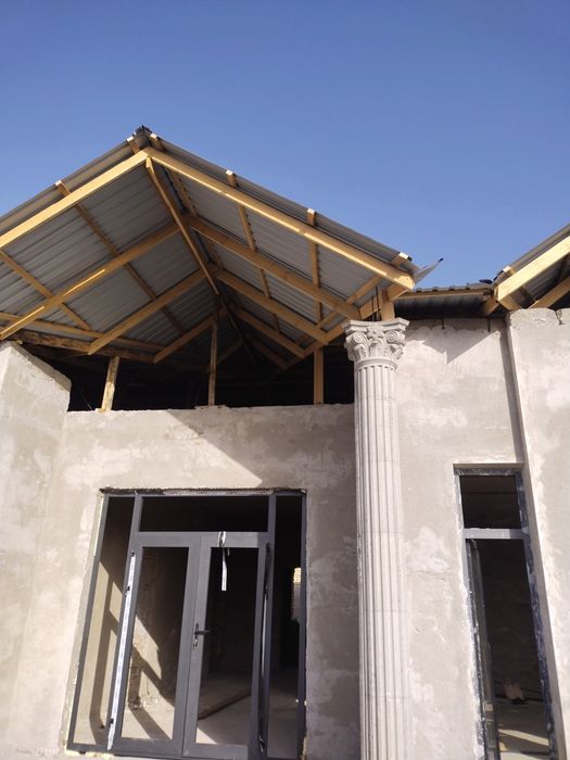 Уста курувчилар! Строительное бригада!